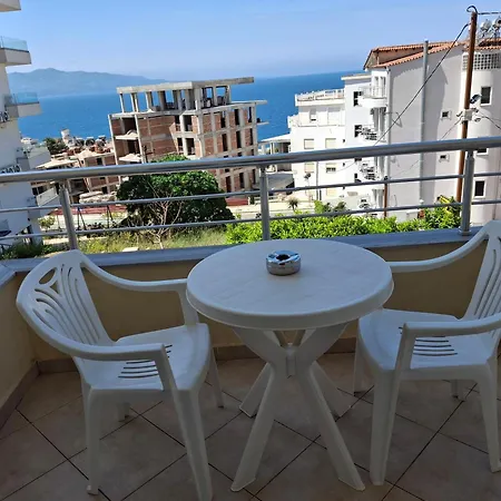 Meto דירה